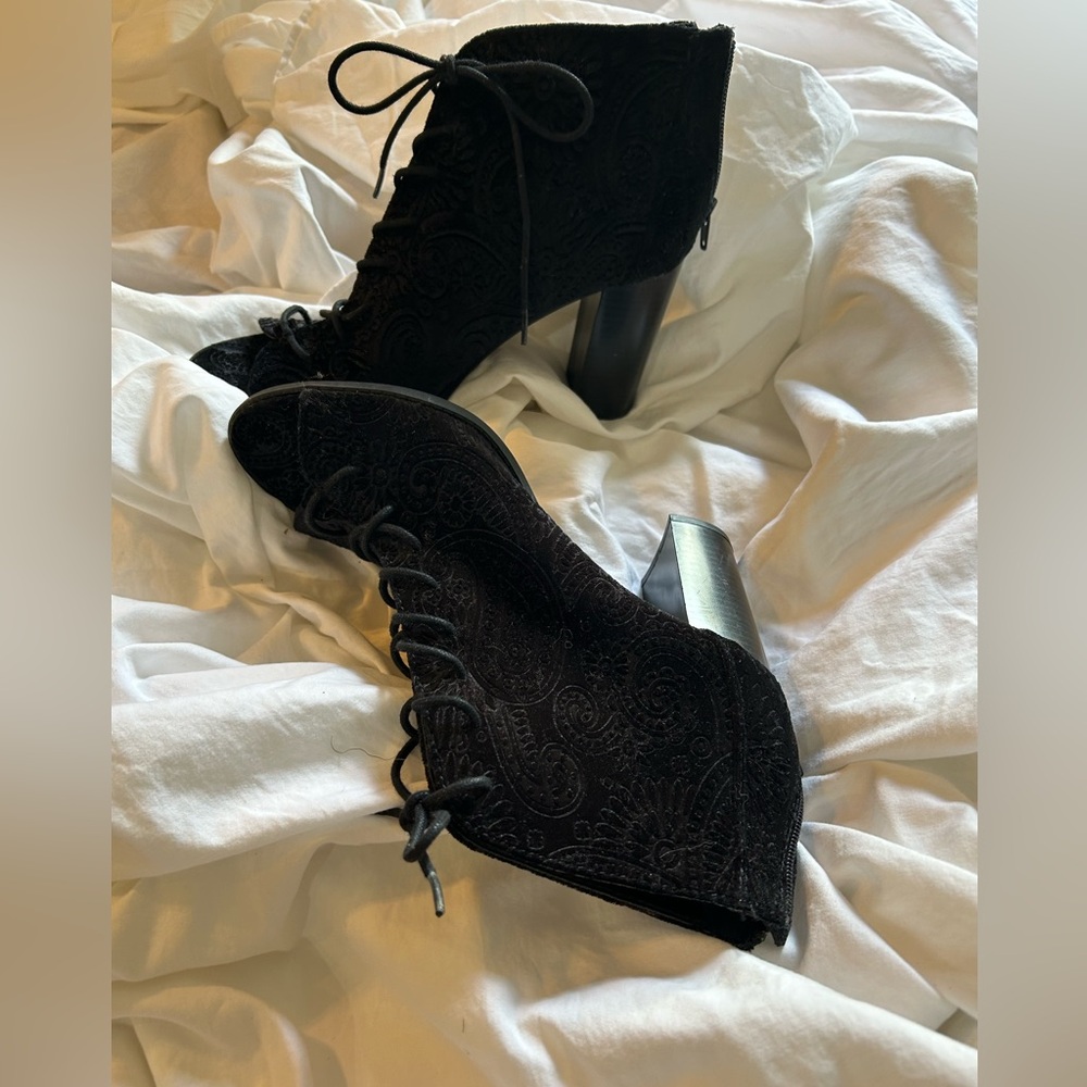 Report Black velvet lace up booties